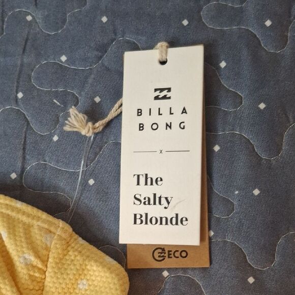 Billabong Banedeau Light Yellow Polka Dot Bikini Top size large NWT - Picture 2 of 5